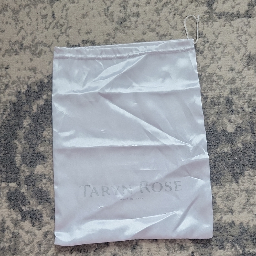 Taryn Rose Elegant White Storage Bag